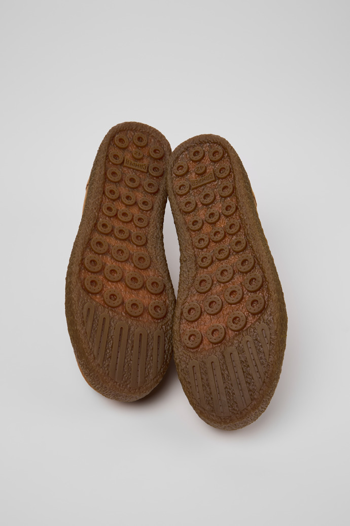 The soles of Peu Terreno Brown Suede Leather Shoes for Men.