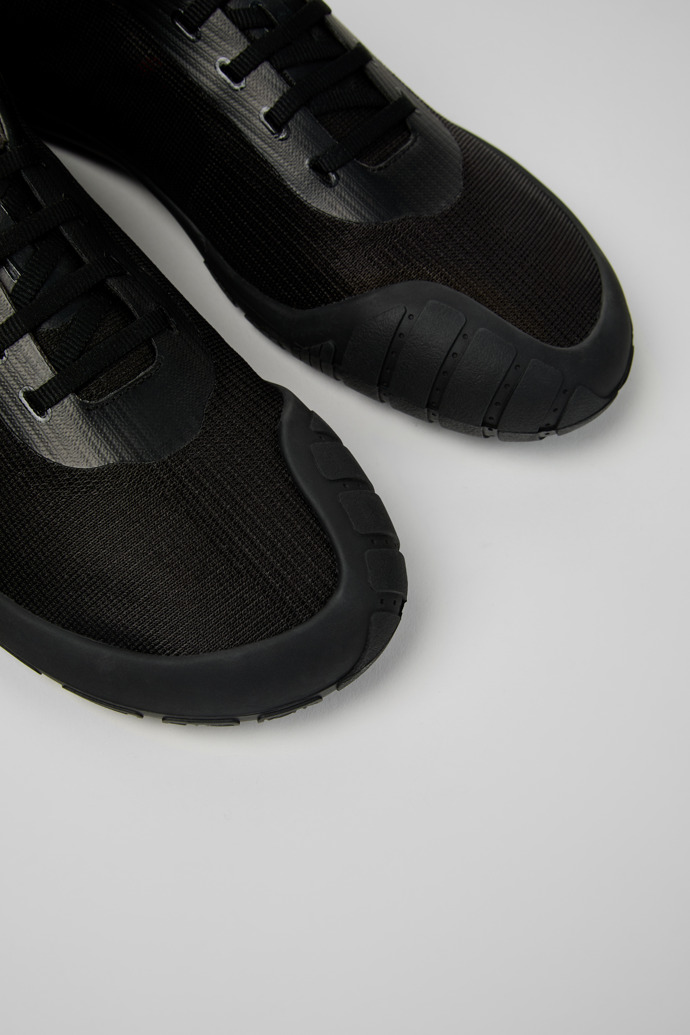 Peu Path+ Baskets en cuir noires Pour homme.