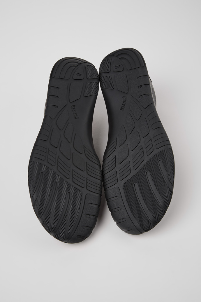 The soles of Peu Path+ Black Leather Shoes for Men.