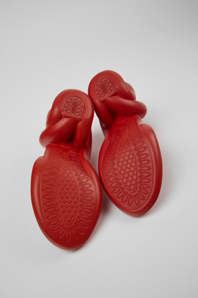The soles of Kobarah Sandal made of recyclable mono-material