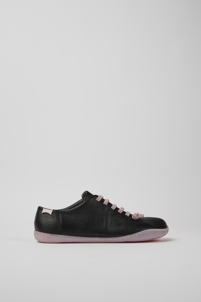 Side view of Peu Black shoes for women