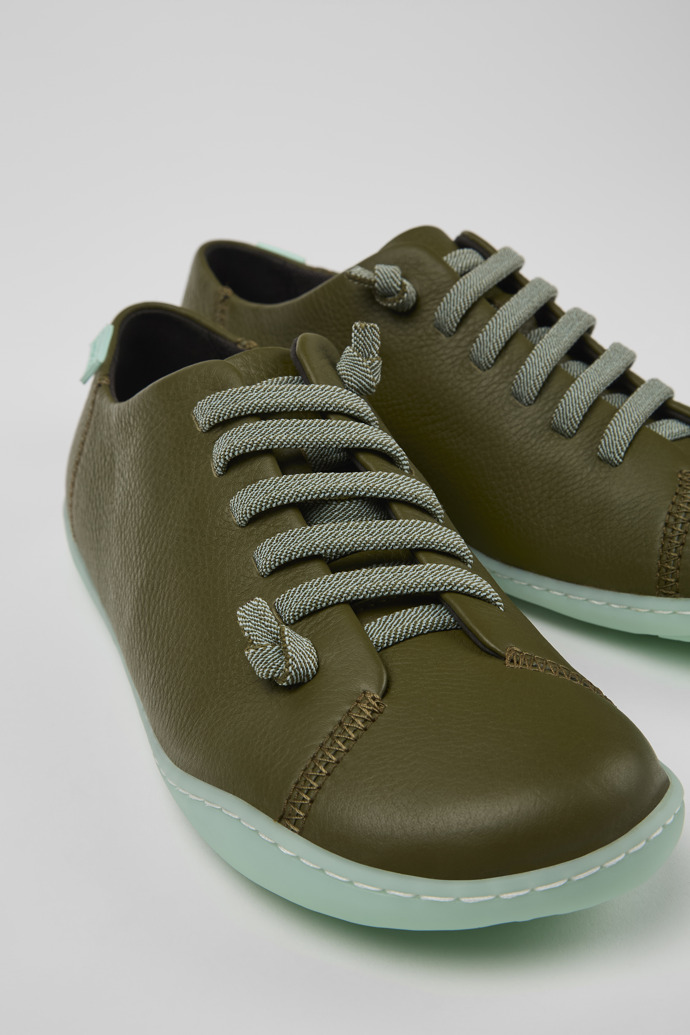 Close-up view of Peu Green Leather Shoes for Women