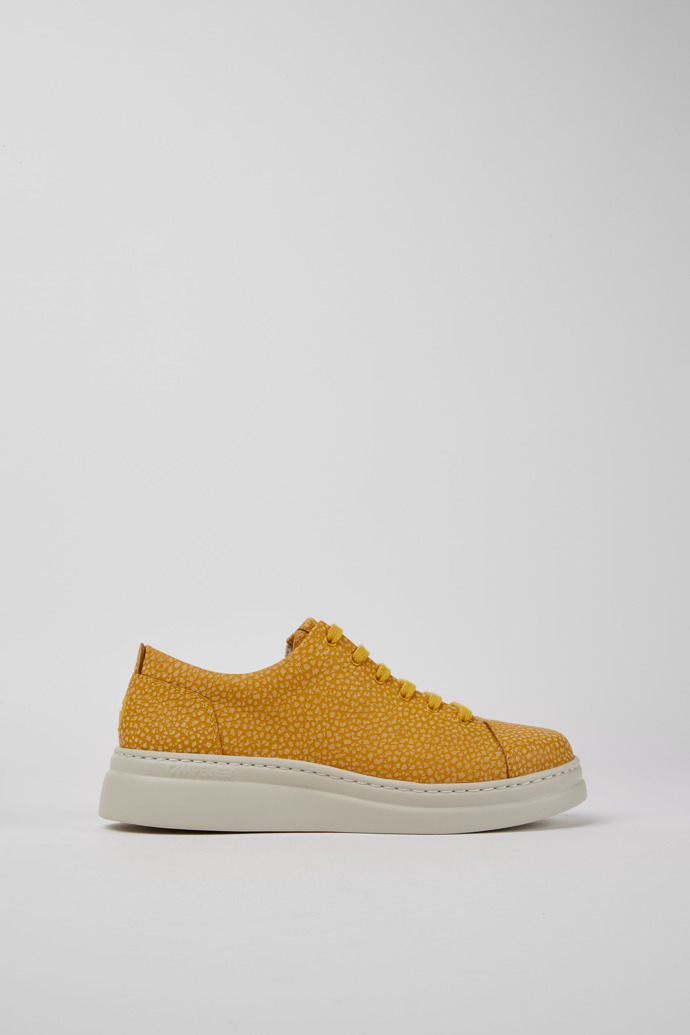 Side view of Runner Up Yellow-beige leather sneakers