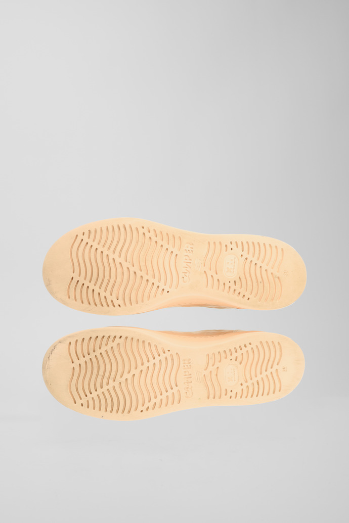 The sole of Twins - ReWalk Good | <b>Very Good</b>  | Like New