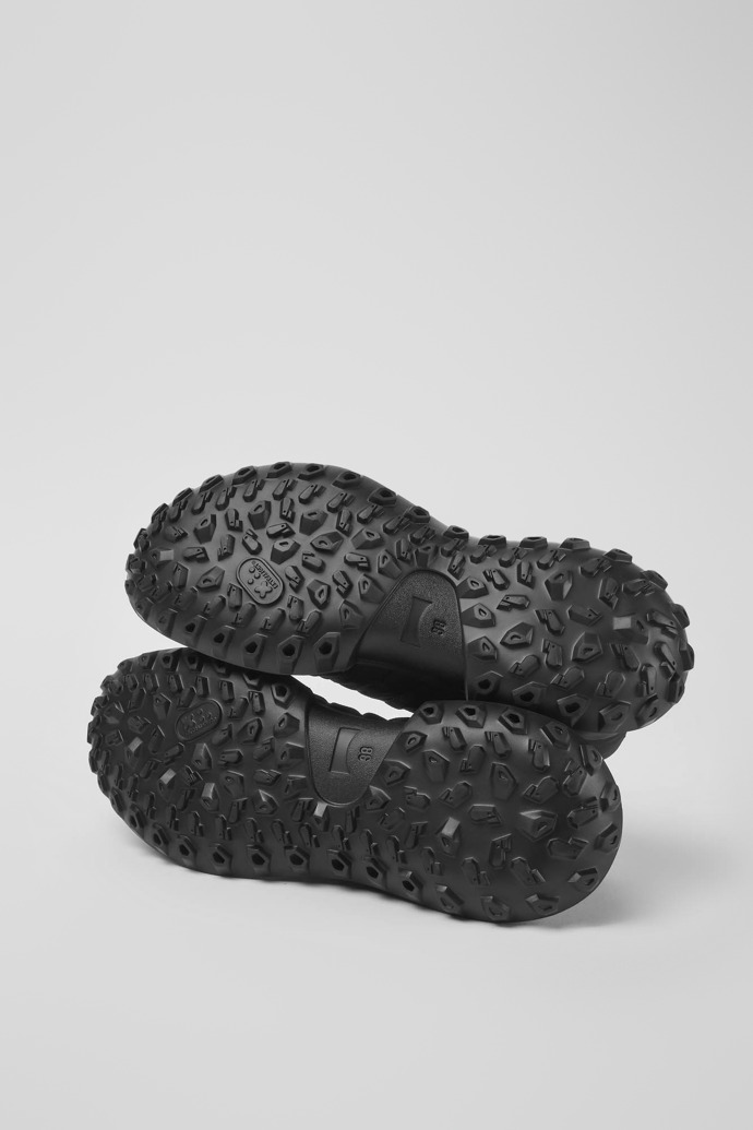 The soles of CRCLR Breathable women's black textile sneakers