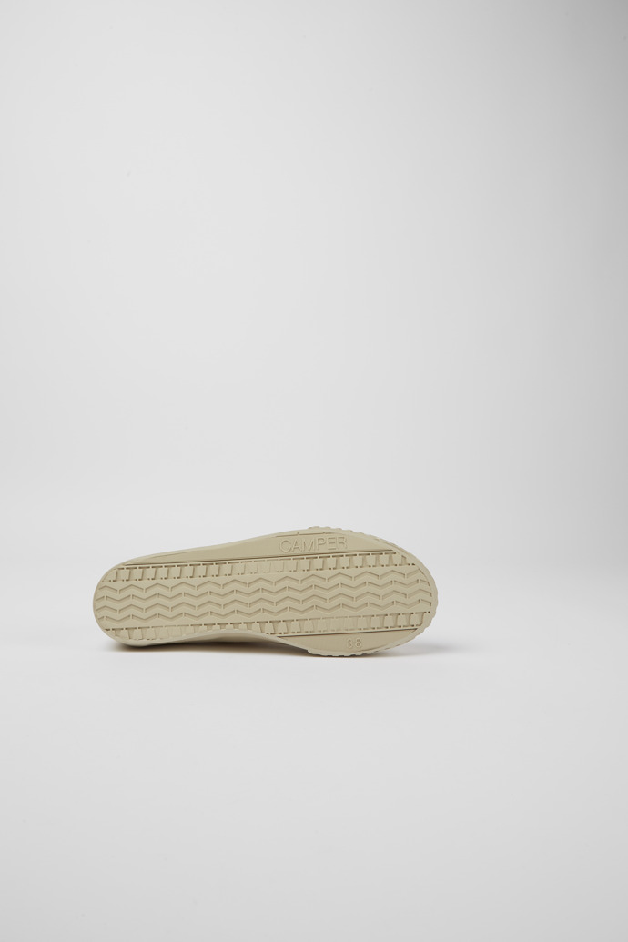 The soles of Camaleon Beige recycled hemp and cotton sneakers for women