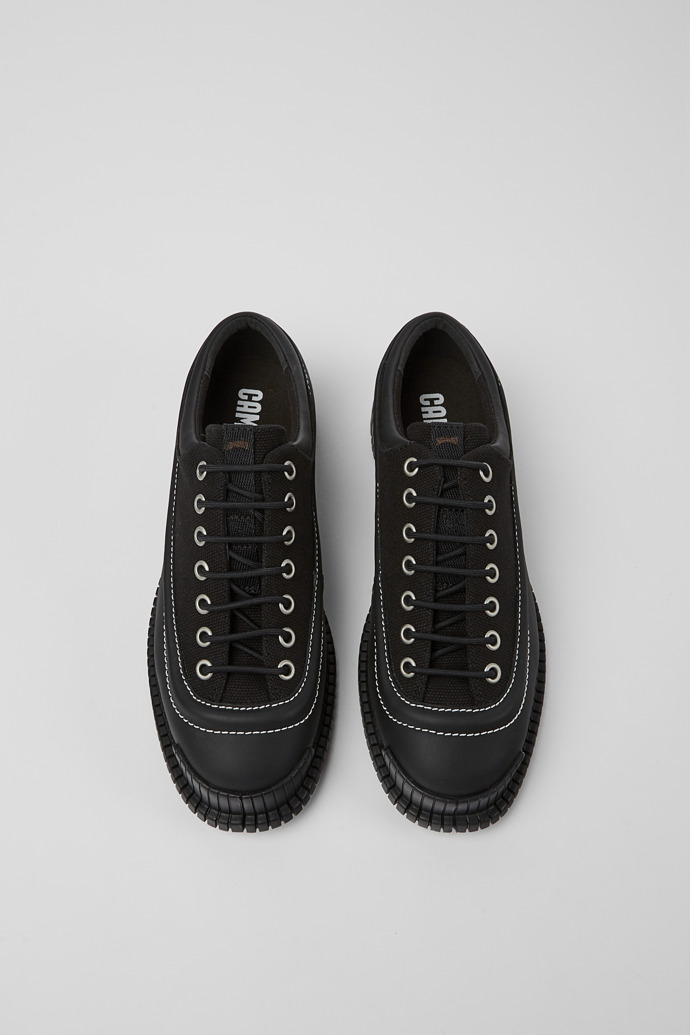 Pix Chaussures noires à lacets