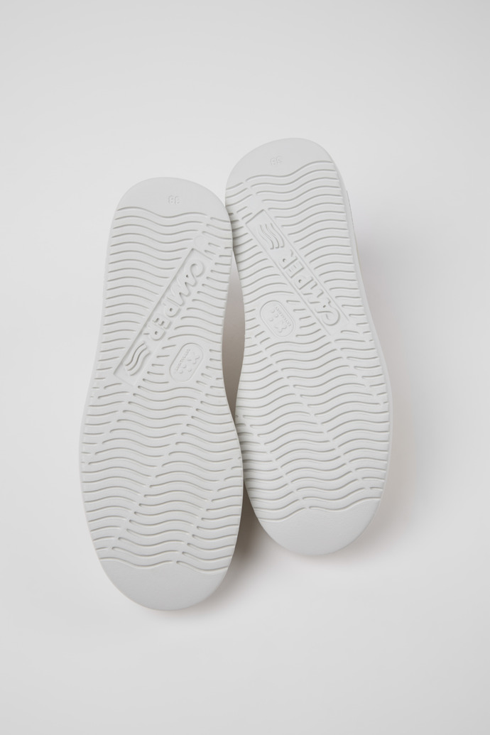 The soles of Twins Multicolor Leather Sneakers for Women.