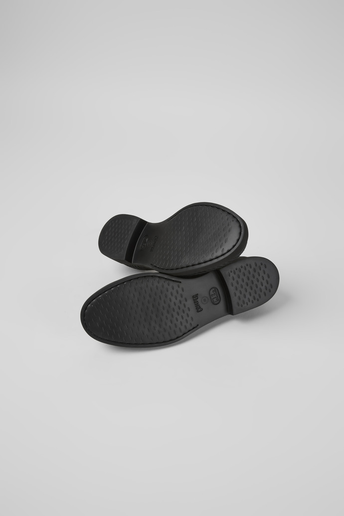 The soles of Twins Black nubuck shoes for women