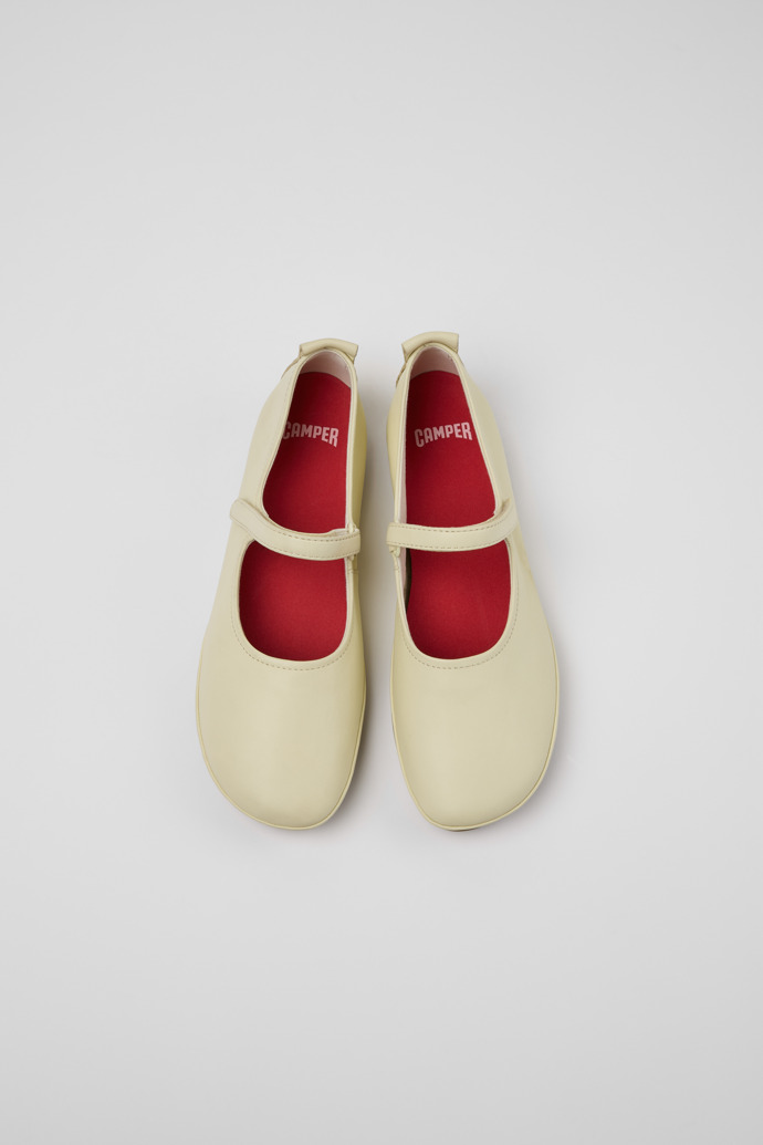 Overhead view of Right Nina Beige Leather Shoes for Women.