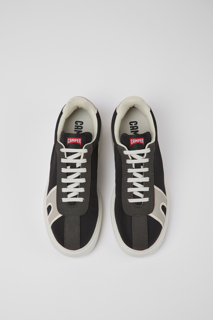 Runner K21 Sneaker de color negre i gris per a dona