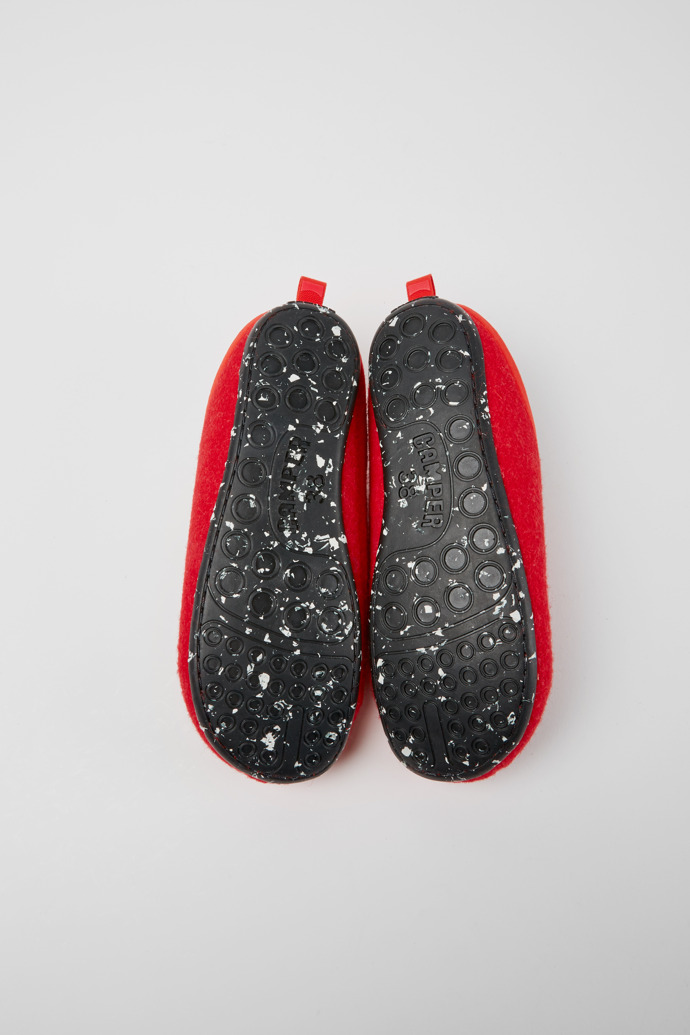 The soles of Wabi Red wool women’s slippers
