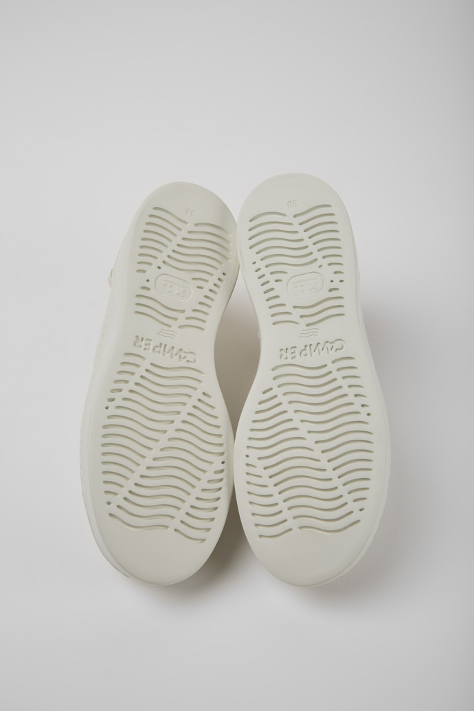 The soles of Twins White leather sneakers for women