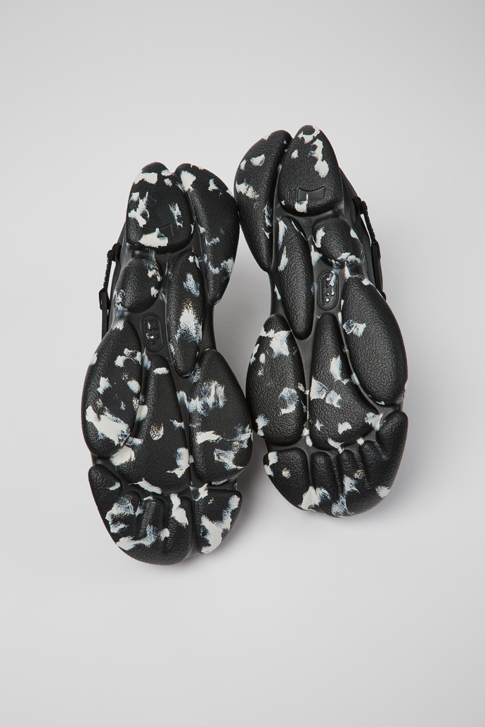 The soles of Karst Black Nubuck/Textile Sneaker for Women