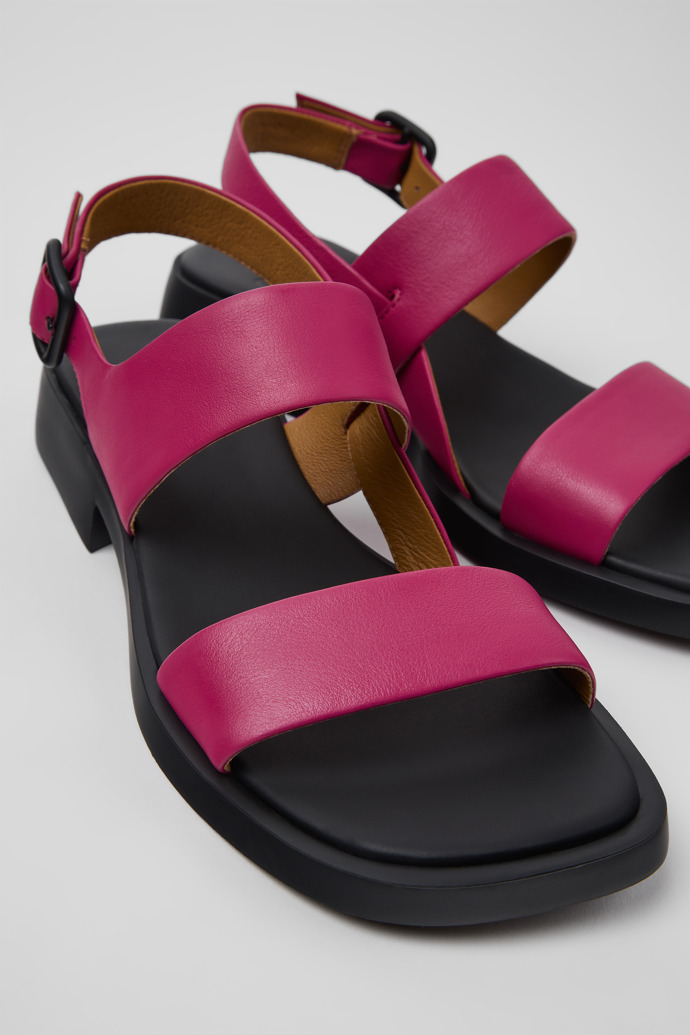 Dana Burgunderrote Ledersandalen Für Damen.