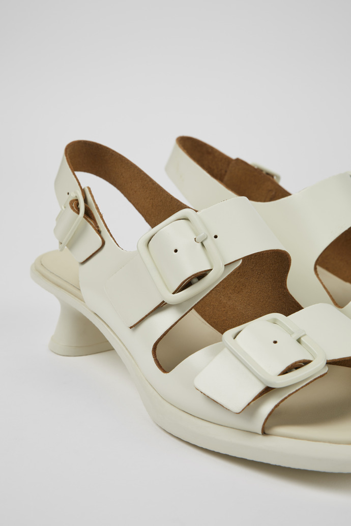 Dina Białe skórzane sandały damskie z 2 paskami