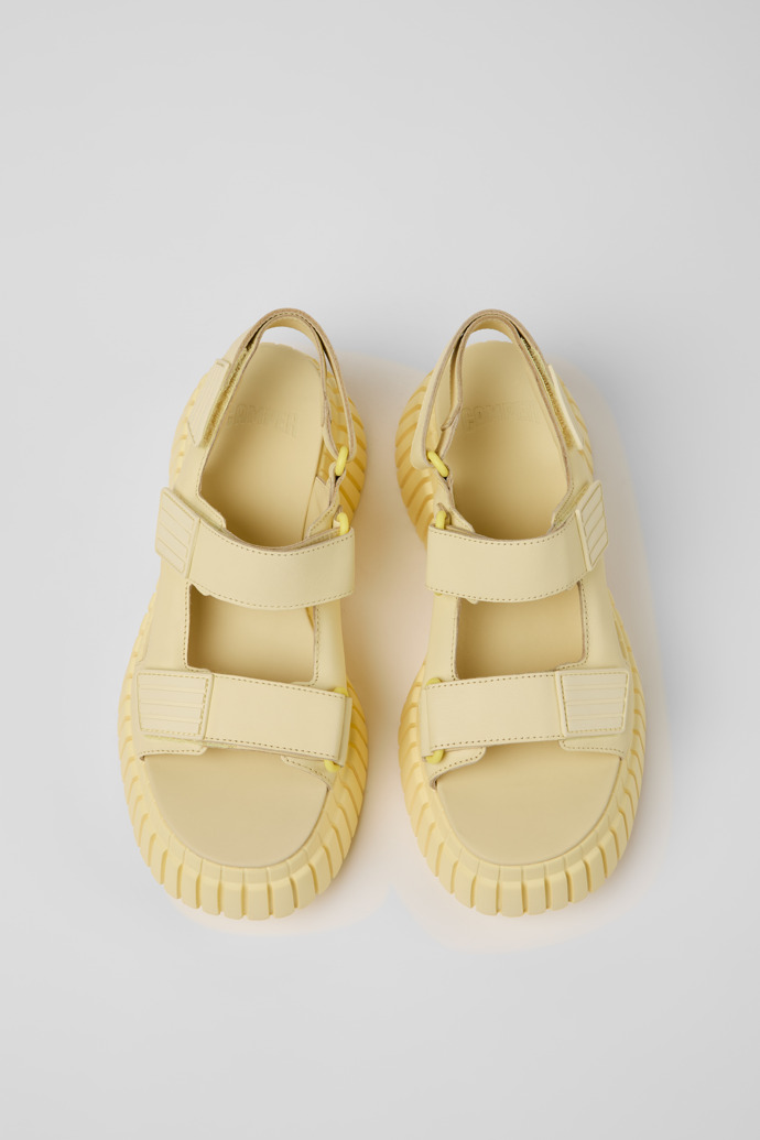 BCN Gele leren damessandaal.