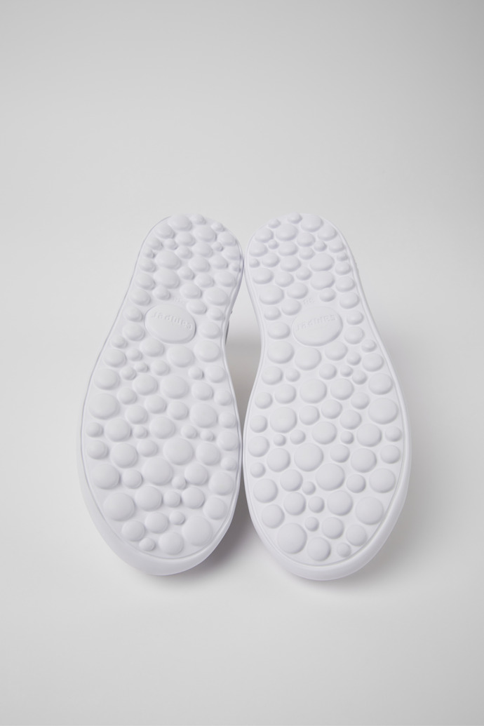 The soles of Pelotas XLite White leather sneakers for women