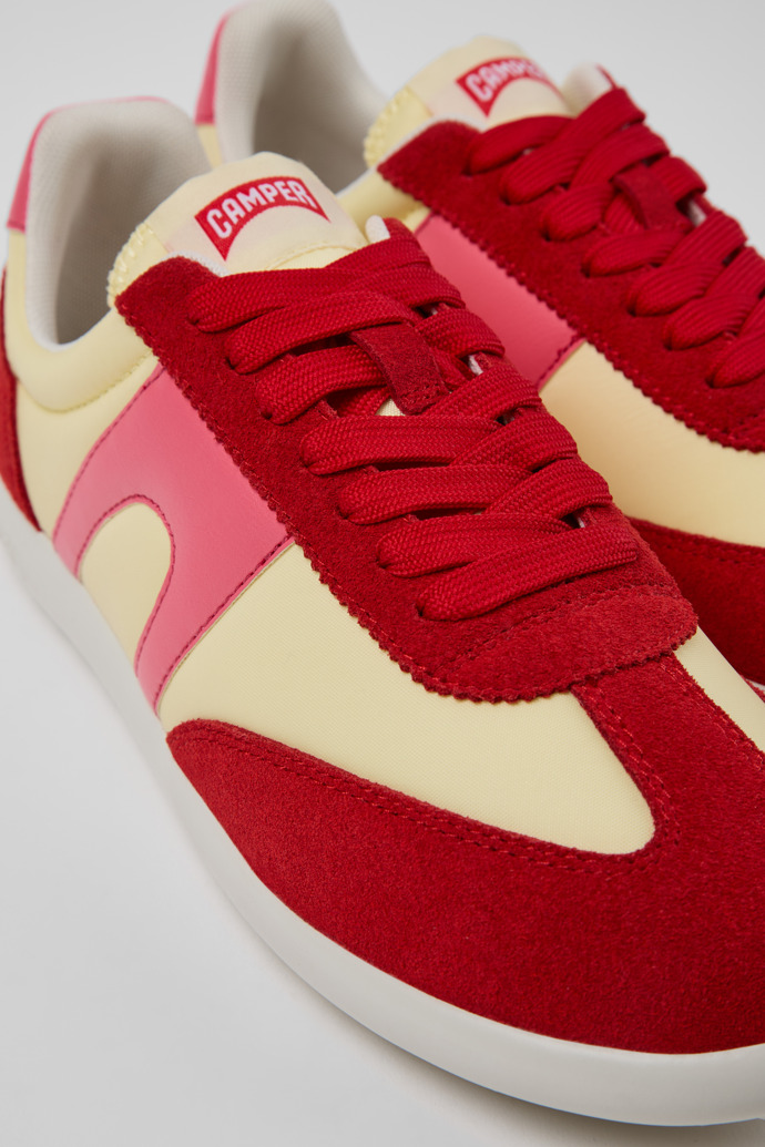 Pelotas Zapatillas multicolor de textil y piel nobuk para mujer.