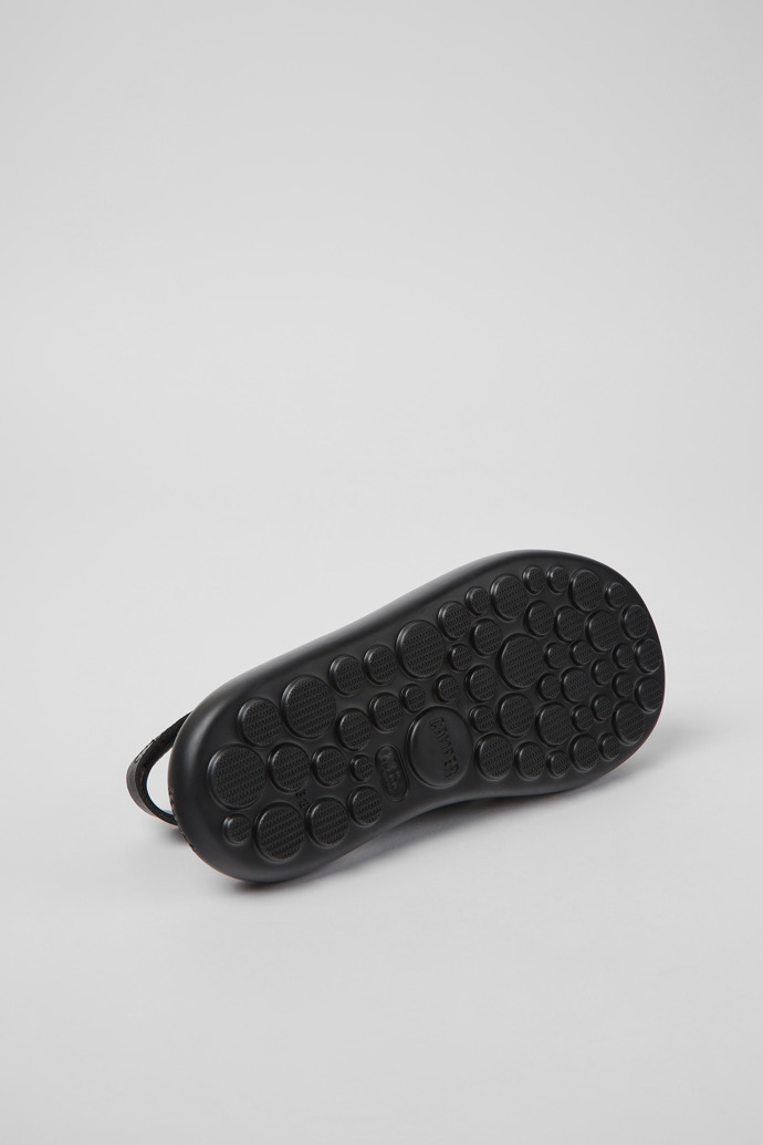 The soles of Pelotas Flota Black leather sandals for women