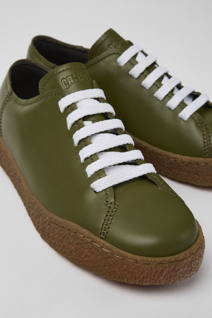 Close-up view of Peu Terreno Green Leather Sneaker for Women