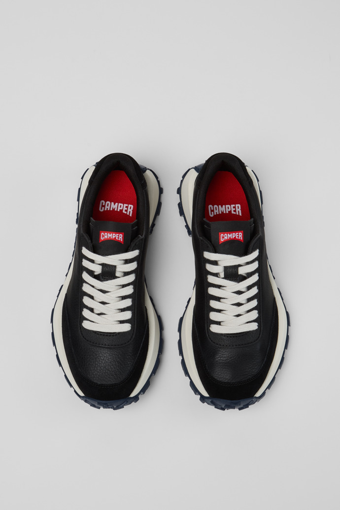 Drift Trail Sneakers de piel negras para mujer.