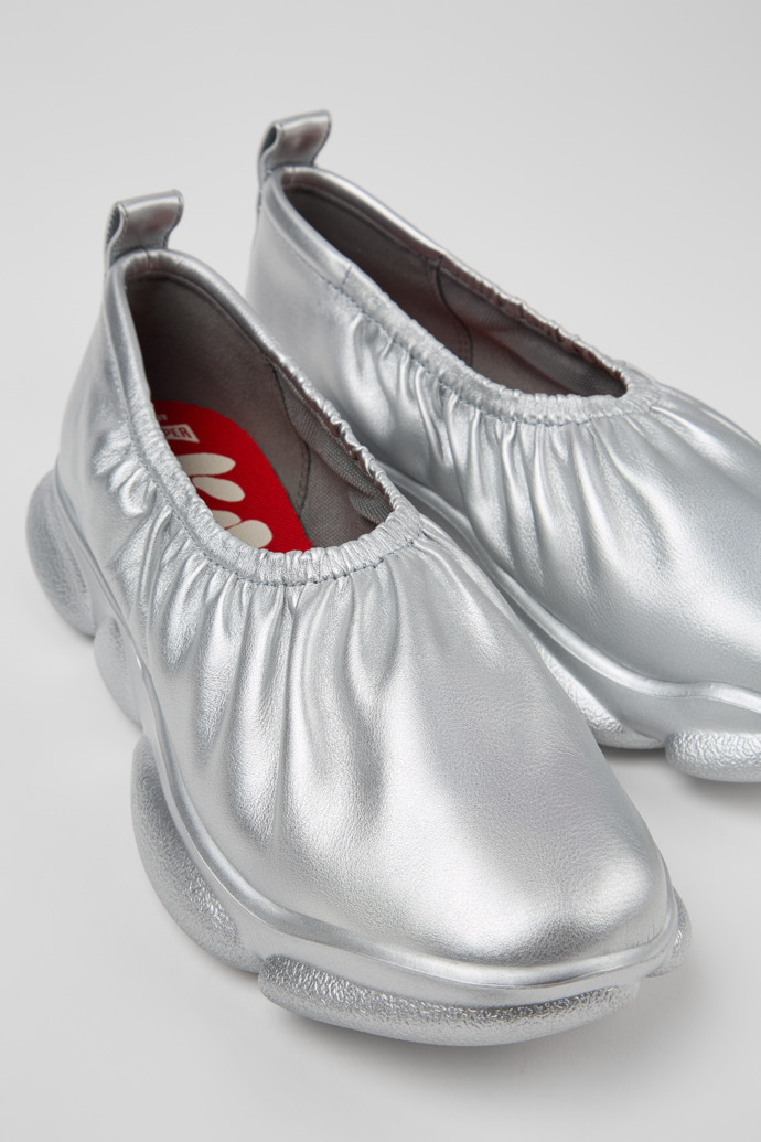 Karst Silver Leather Women's Shoes.特寫