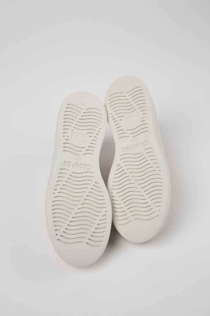The soles of Runner Beige Nubuck/Leather Sneaker for Women