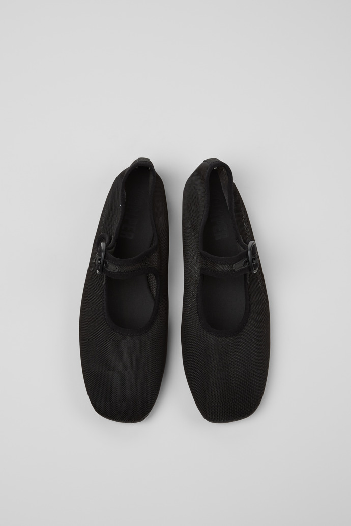 Casi Myra Black Recycled PET Shoes for Women. modelin üstten görünümü