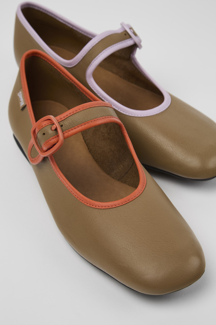 Close-up view of Twins Brown leather ballerinas for women