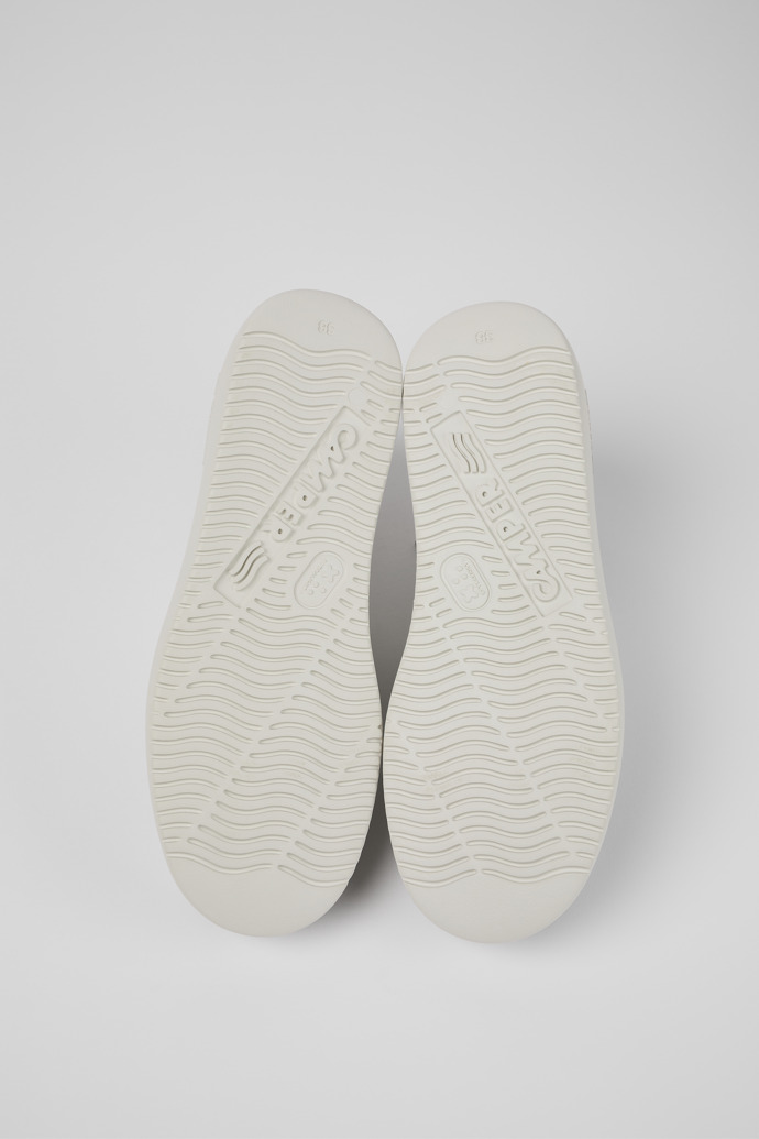 The soles of Runner K21 White Textile Sneaker for Women