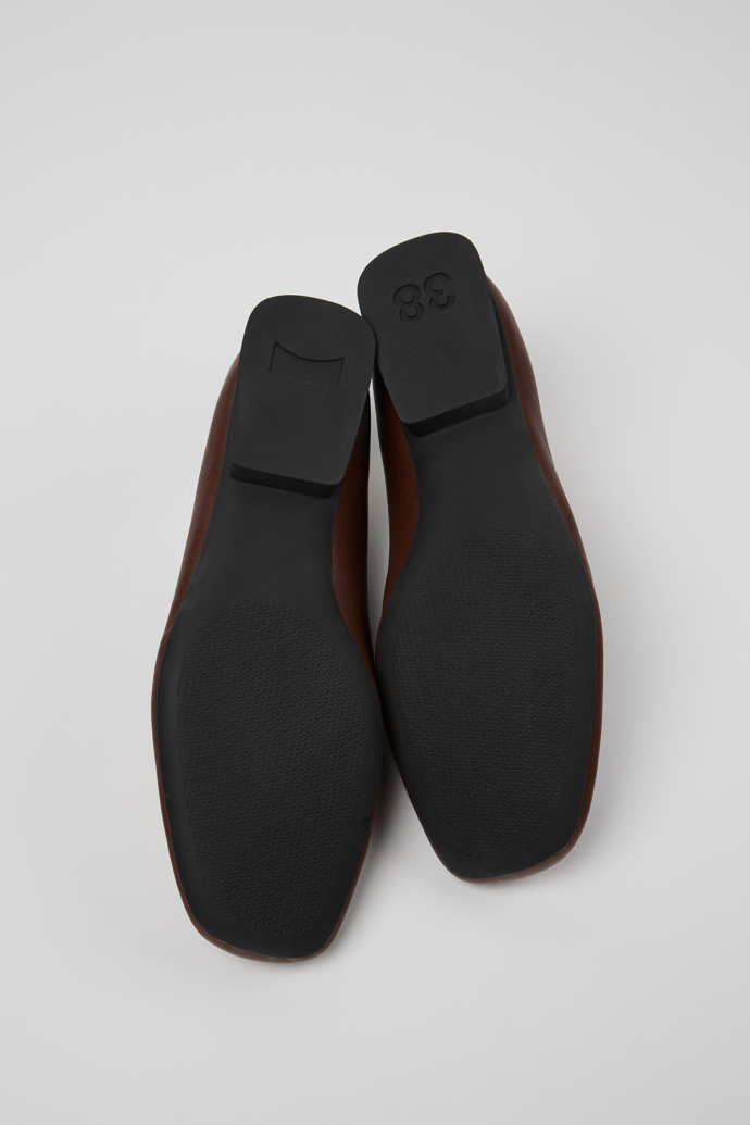 The soles of Twins Brown leather ballerinas for women