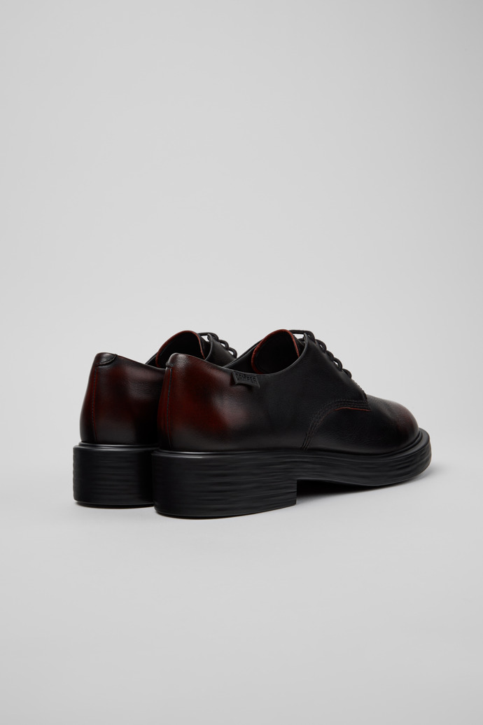 Dean Chaussures en cuir noires et bordeaux pour femme.