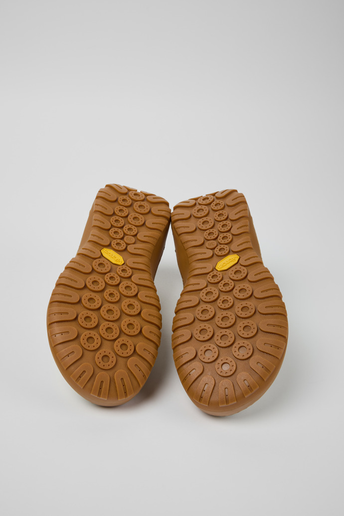 Peu Serra Baskets beiges en matières techniques en PET recyclé pour femme.