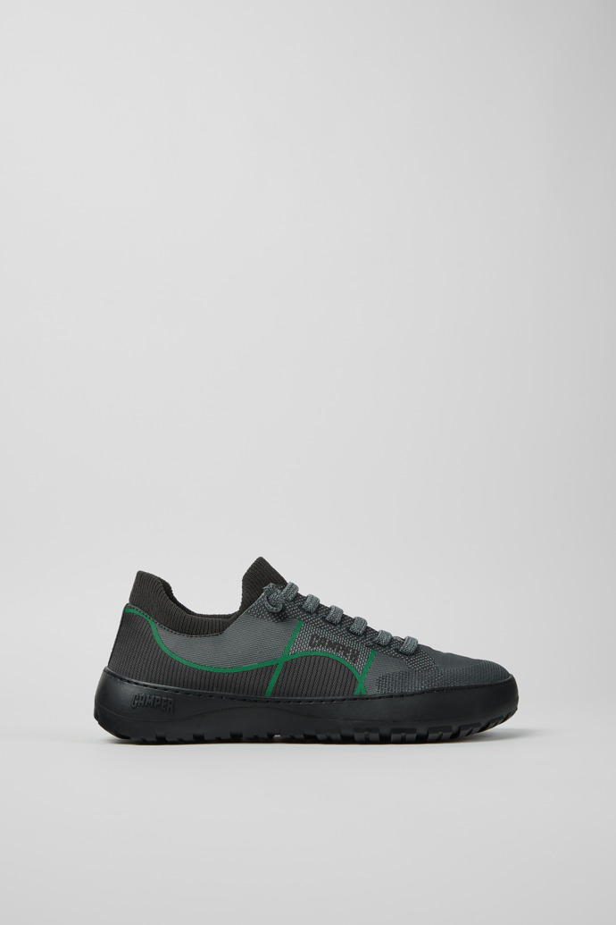 Peu Serra Graue Sneaker aus recyceltem PET und technischen Materialien für Damen.