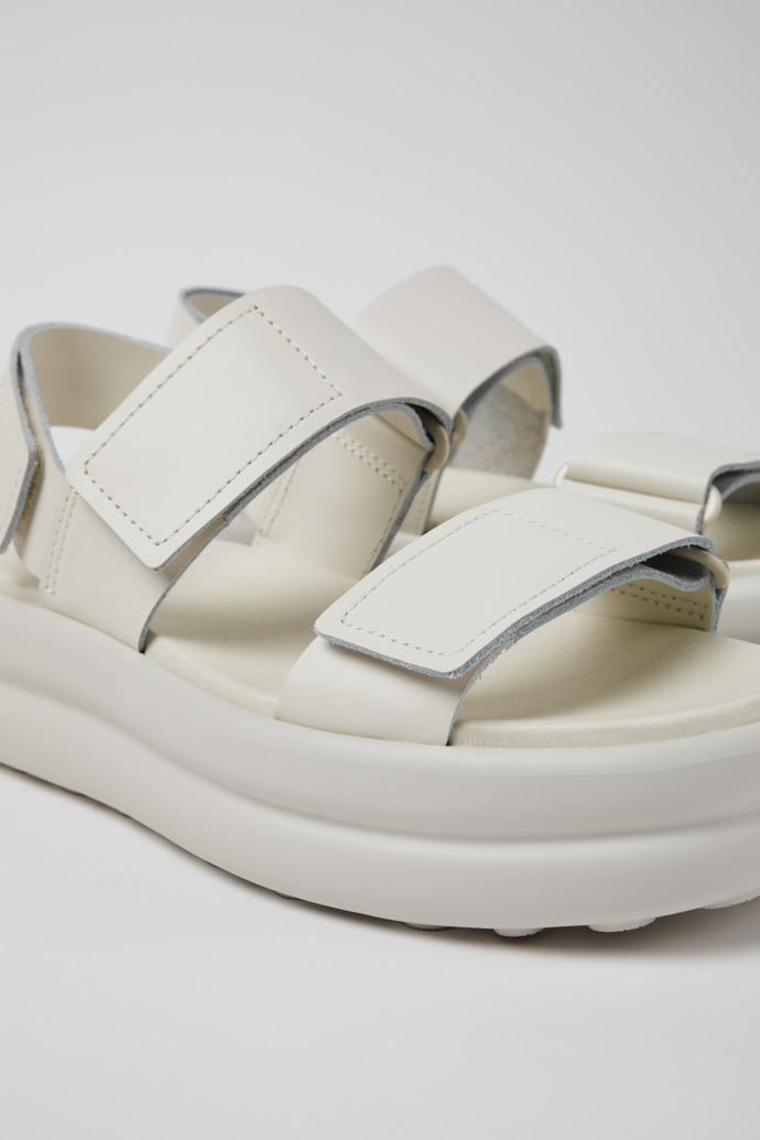 Close-up view of Pelotas Flota Up White Leather Sandals for Women.