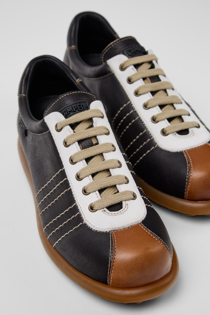 Close-up view of Pelotas Multicolor Leather Shoes for Women.