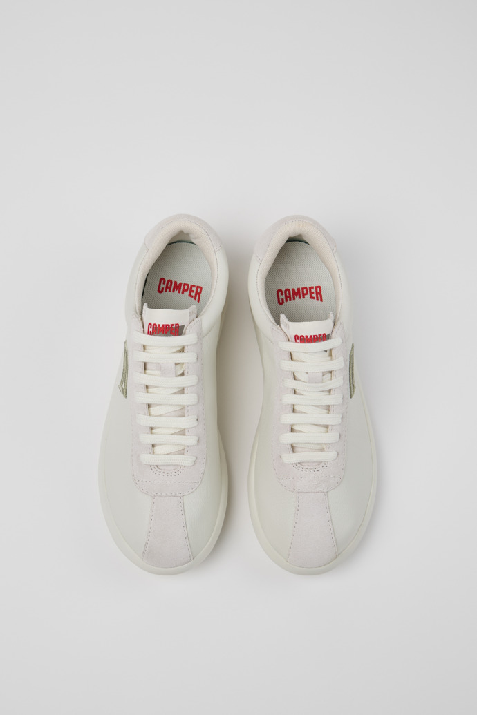 Pelotas XLF Sneakers de piel blanca y nobuk para mujer.