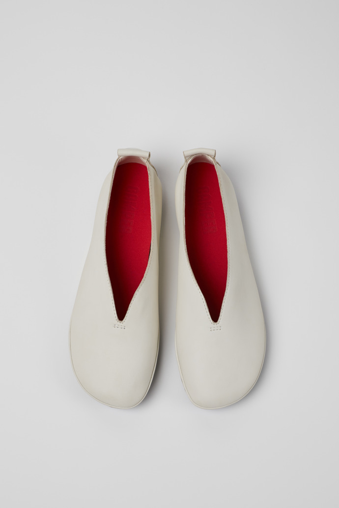 Overhead view of Right White Leather Moccasin Ballerina for Women.