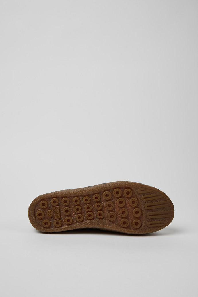 The soles of Peu Terreno Brown Suede and Leather Ballerinas for Women.