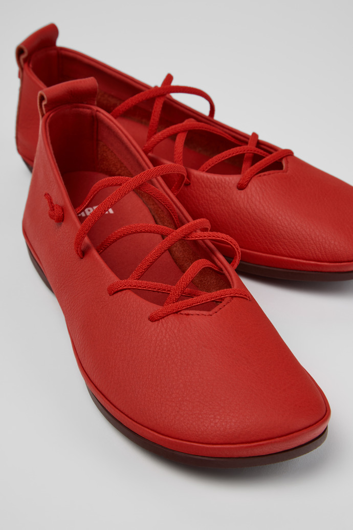 Close-up view of Right Nina Red Leather Ballerinas for Women.