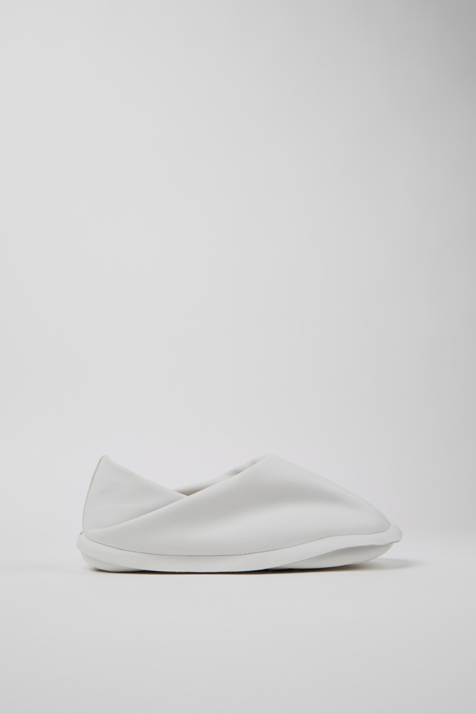 Side view of Camper x ISSEY MIYAKE - Peu Form White Leather Shoes for Women.