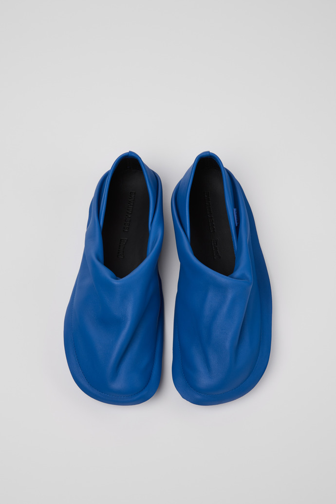 Overhead view of Camper x ISSEY MIYAKE - Peu Form Blue Leather Women's Shoes.