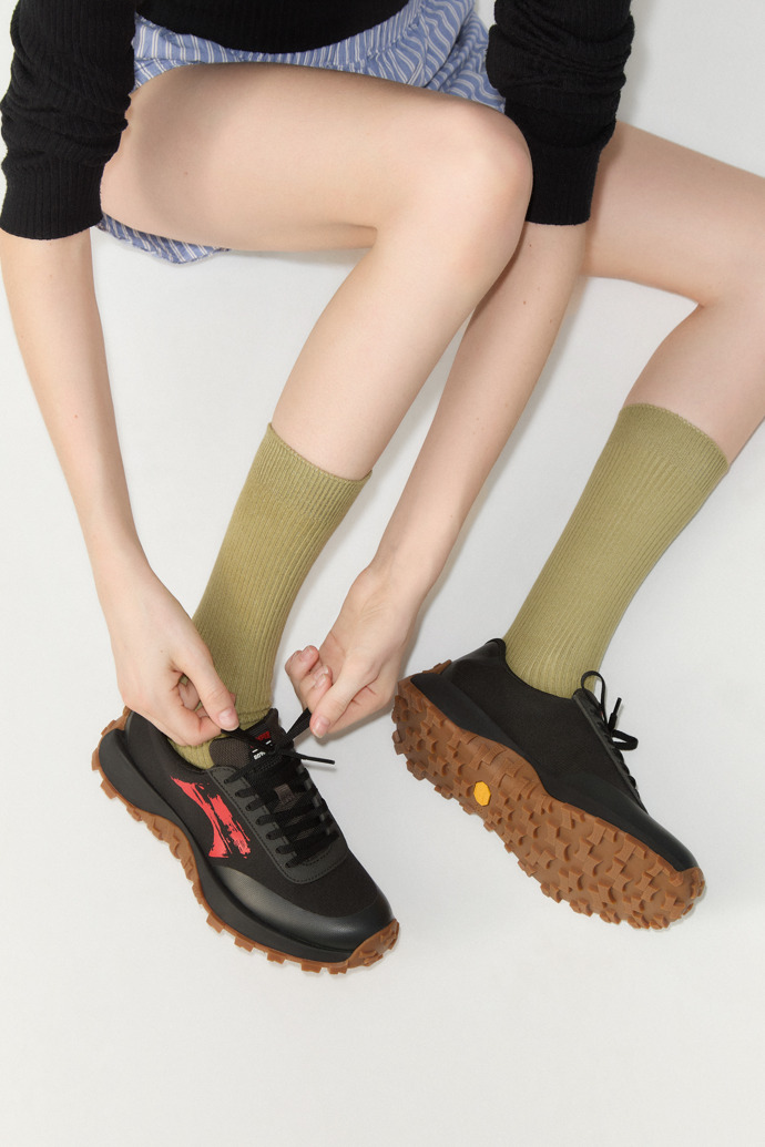 Drift Trail - GORE-TEX Baskets sans couture noir et gris pour femme.