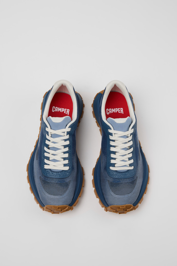 Drift Trail Zapatillas azules de materiales técnicos reciclados para mujer.