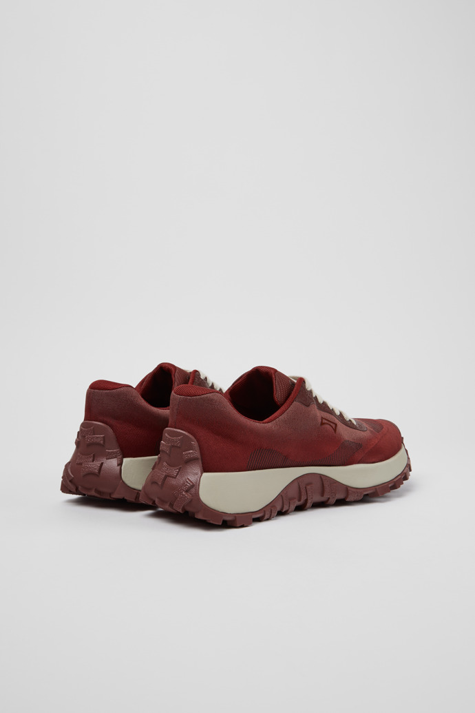 Drift Trail Burgunderrote Sneaker aus recyceltem PET und technischen Materialien für Damen.