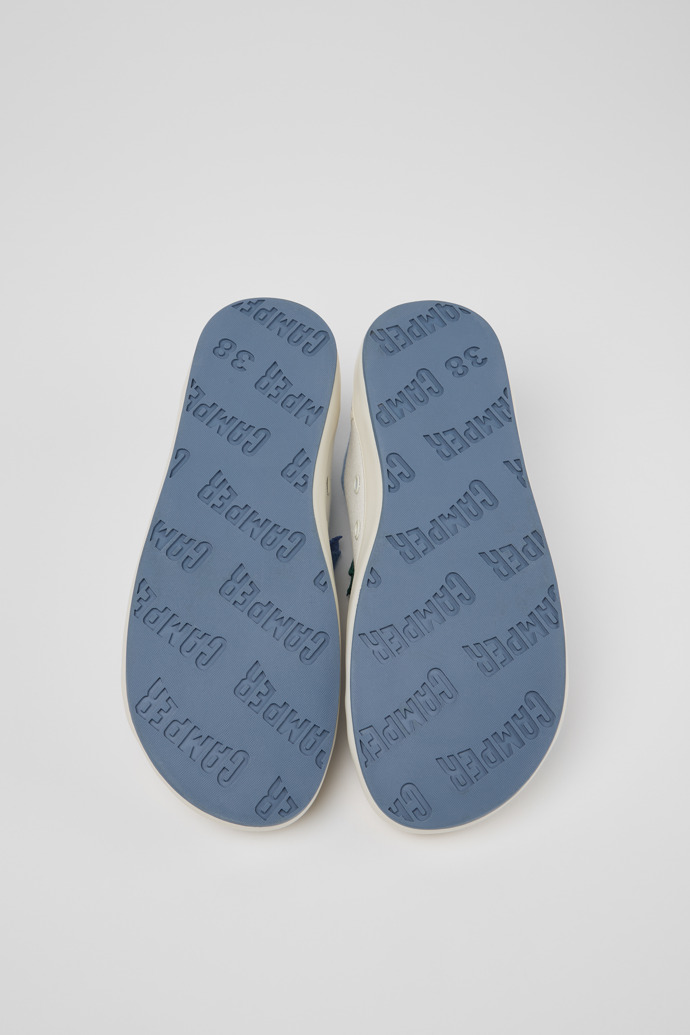 Twins 女裝白色織物運動鞋。