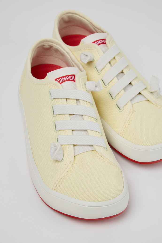 Peu Rambla II Zapatillas de textil amarillas para mujer.