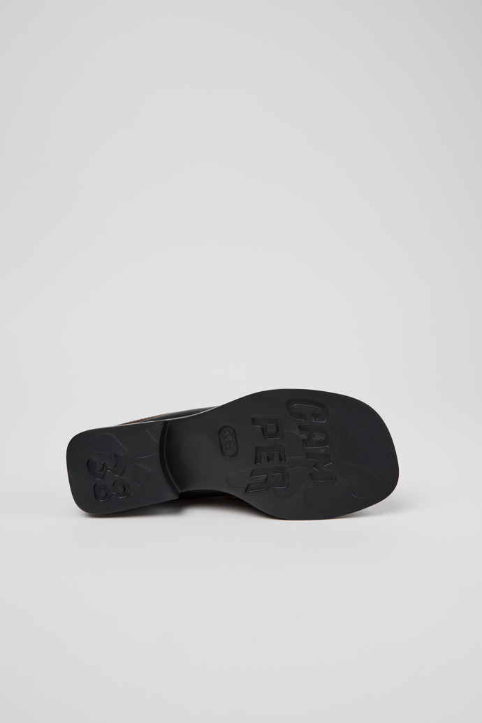 The soles of Twins Black Leather Moccasins for Women.