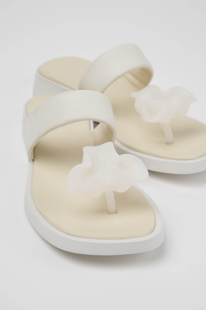 Dana Sandalias de piel blanca para mujer.